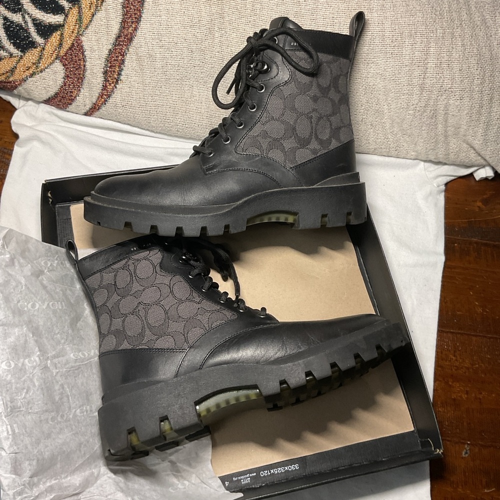 Coach Ladies Black LUG Lace-Up Boots. Perfect condition with the box. Worn once